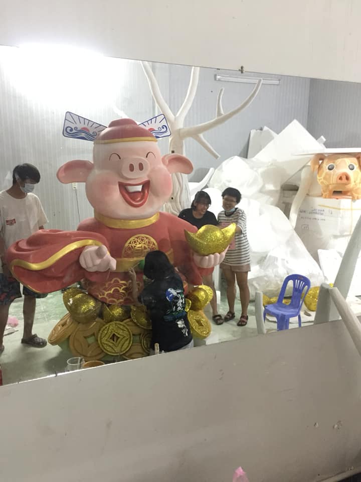 mô hình linh vật năm 2026 bằng foam mút xốp