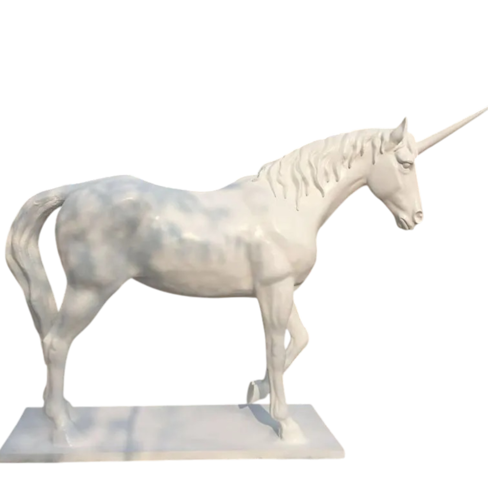 mô hình ngựa trang trí tòa nhà