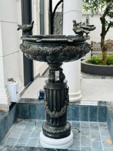 thác nước nghệ thuật ngoài trời